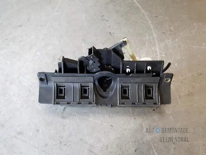 Tailgate lock mechanism Audi A4