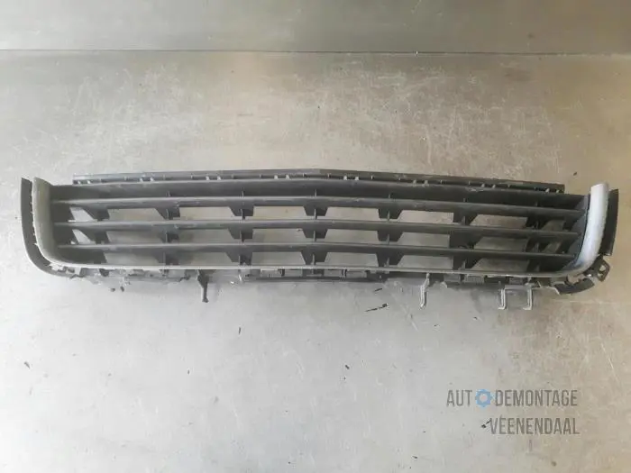 Bumper grille Opel Astra
