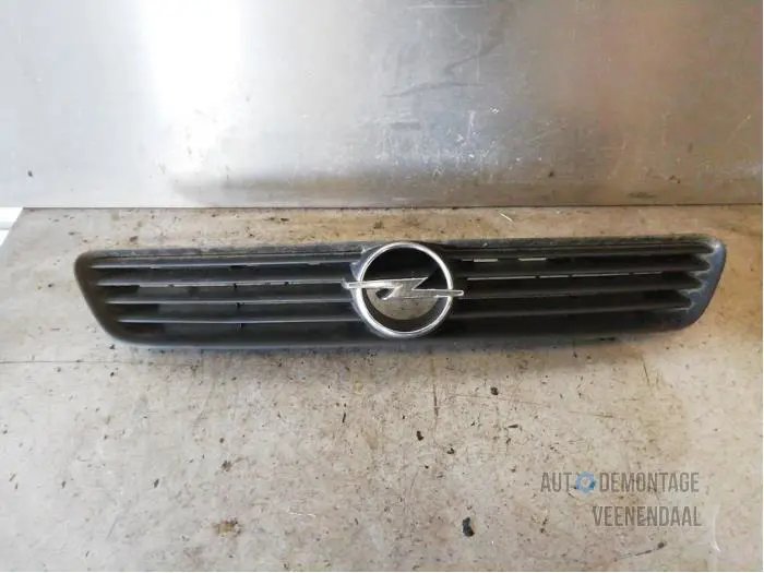 Grill Opel Astra