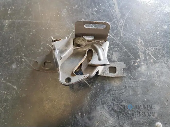 Bonnet lock mechanism Volkswagen Lupo