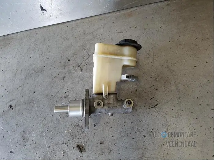 Master cylinder Opel Vectra