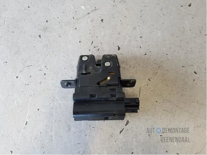 Tailgate lock mechanism Renault Vel Satis