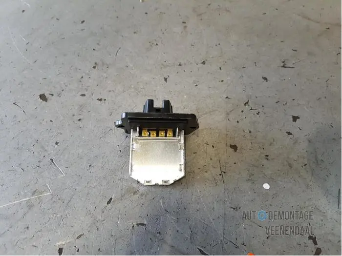Heater resistor Nissan Pixo