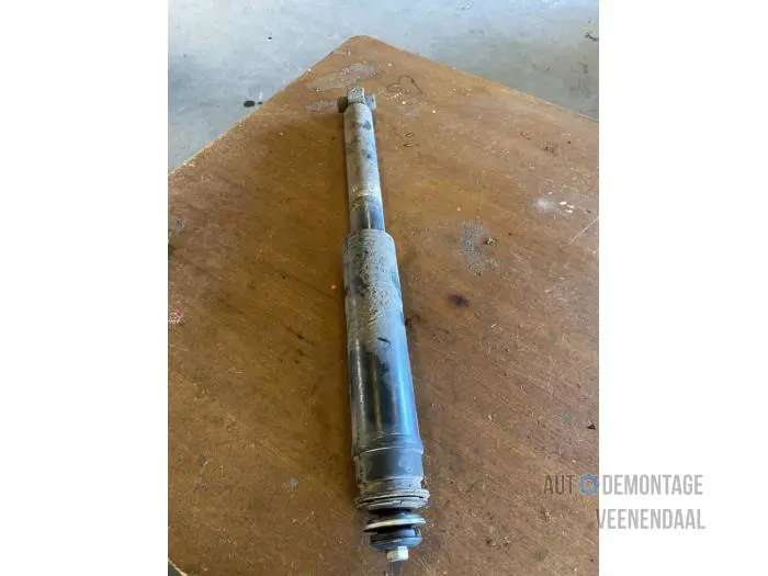 Rear shock absorber, right Toyota Avensis