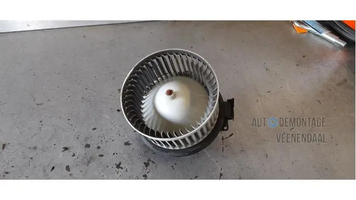 Heating and ventilation fan motor Ford Fiesta