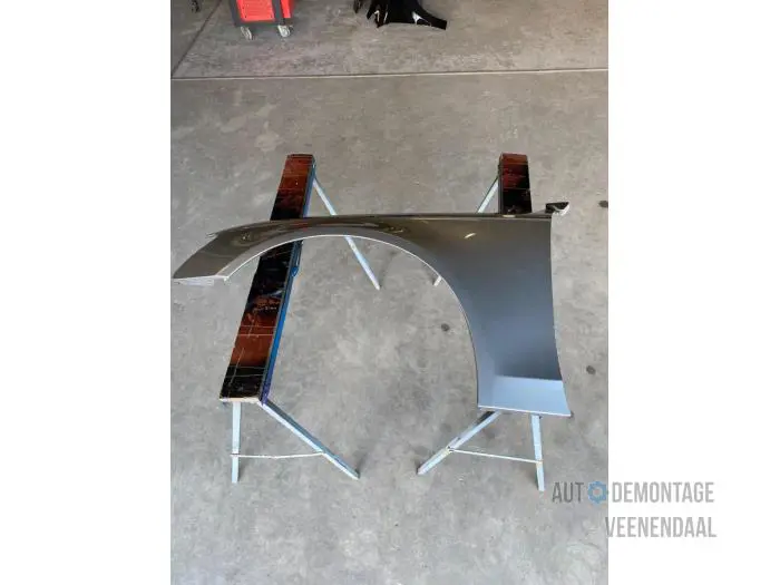 Front wing, left Audi A4