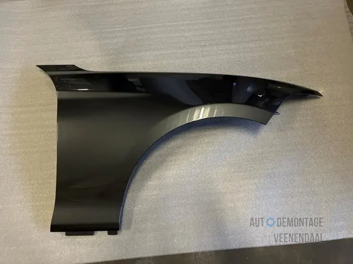 Front wing, right BMW 1-Serie
