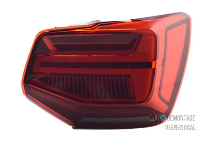 Taillight, right Audi Q2