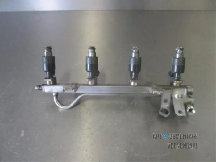 Fuel injector nozzle Opel Vectra